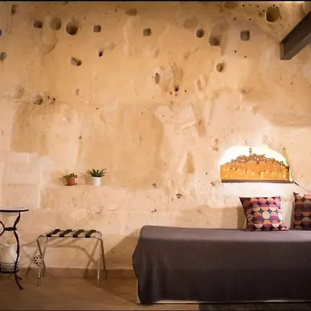Casa Masiello La Casa Tipica Dei Sassi Di Apartment